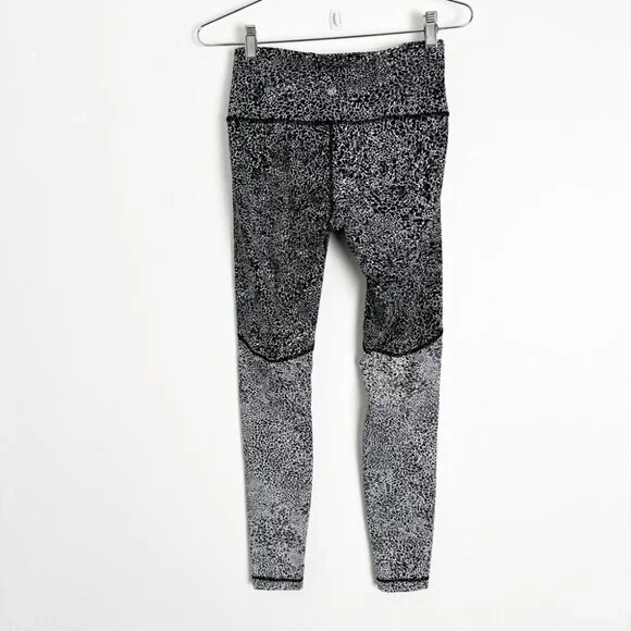 Wunder Under High-Rise TightBlocked Full-On Luxtreme 28" size 6 - Picture 4 of 6